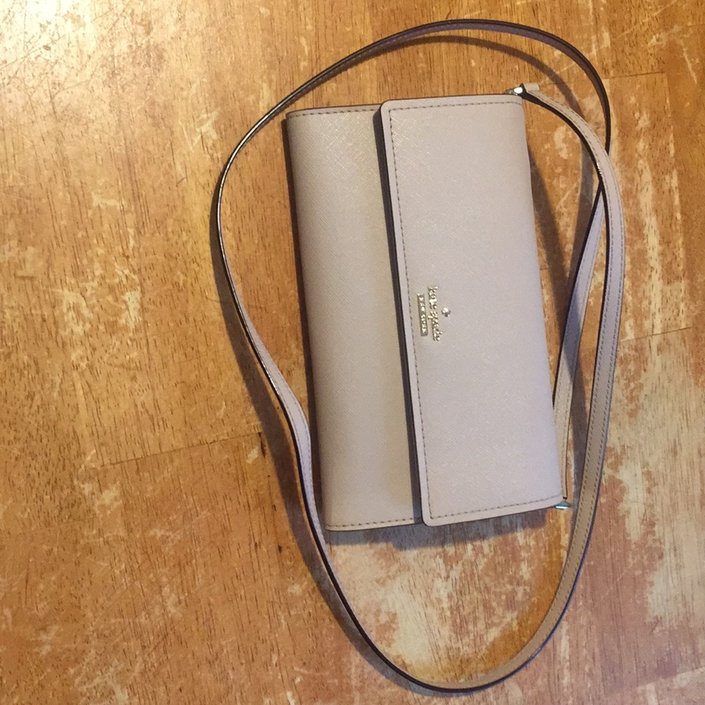 Kate Spade cross body clutch